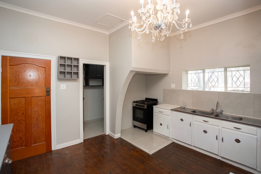 To Let 5 Bedroom Property for Rent in Moorreesburg Western Cape